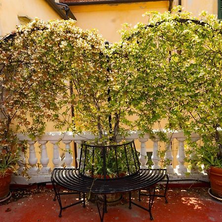 La Foresteria Di Palazzo Picedi Benettini Sarzana Exterior photo