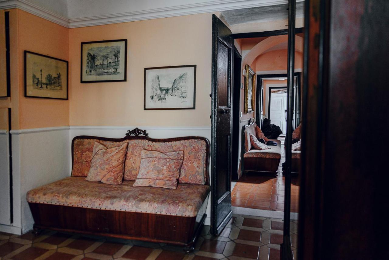 La Foresteria Di Palazzo Picedi Benettini Sarzana Exterior photo