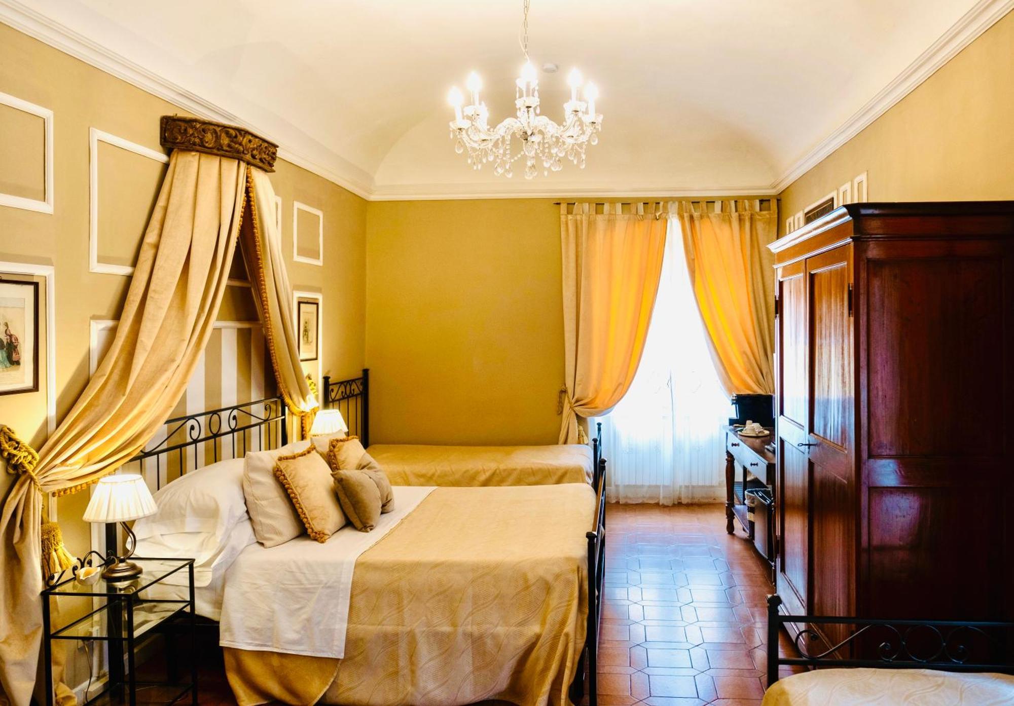La Foresteria Di Palazzo Picedi Benettini Sarzana Exterior photo