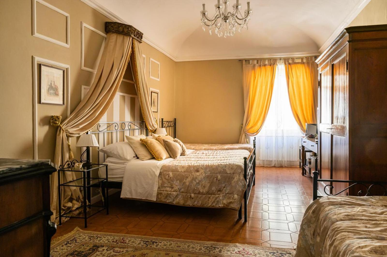 La Foresteria Di Palazzo Picedi Benettini Sarzana Exterior photo